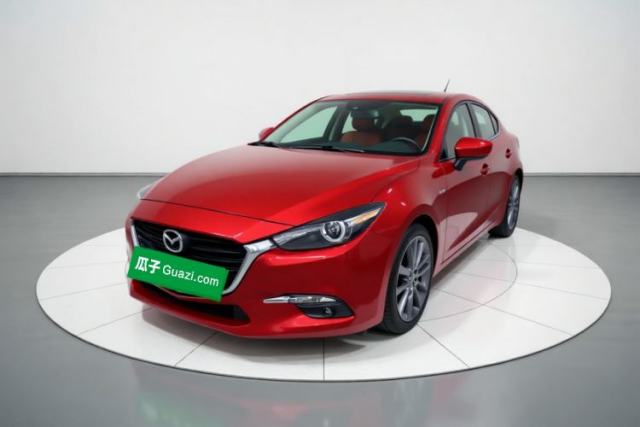 Używany Mazda 3 Axela 2017 Hatchback 2.0L Automatic Sport Model China V Emission Standard