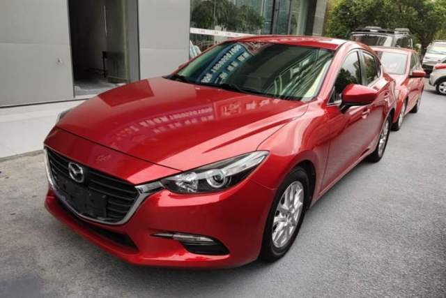 Mazda 3 Axela 2017 Sedan 1.5L Automatic Comfort Model Emission Standard China V usado