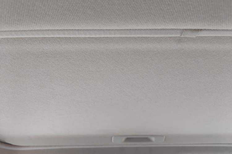 Used Mazda 3 Axela 2017 Sedan 1.5L Automatic Luxury Model Emission Standard China V Headliner