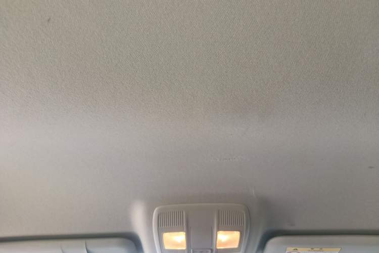 Used Mazda 3 Axela 2017 Sedan 1.5L Automatic Comfort Model Emission Standard China V Headliner