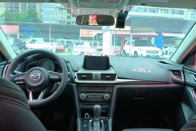 Used Mazda 3 Axela 2017 Sedan 1.5L Automatic Luxury Model Emission Standard China V Headliner