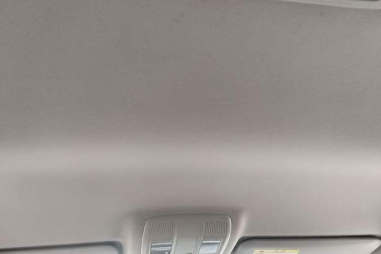 Used Mazda 3 Axela 2017 Sedan 1.5L Manual Comfort Model Emission Standard China V Headliner
