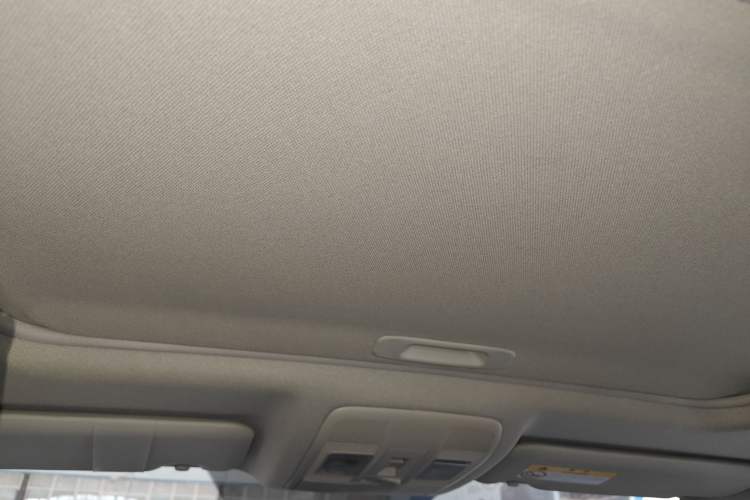 Used Mazda 3 Axela 2017 Sedan 1.5L Automatic Luxury Model Emission Standard China V Headliner