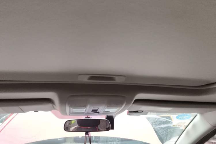 Used Mazda 3 Axela 2017 Sedan 1.5L Automatic Luxury Model Emission Standard China V Headliner