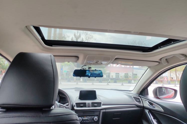Used Mazda 3 Axela 2017 Sedan 1.5L Automatic Luxury Model Emission Standard China V Headliner