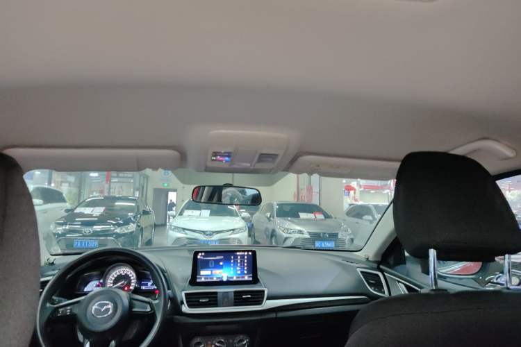 Used Mazda 3 Axela 2017 Sedan 1.5L Automatic Comfort Model Emission Standard China V Headliner