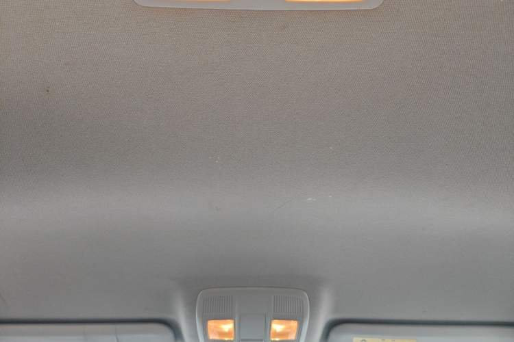 Used Mazda 3 Axela 2017 Sedan 1.5L Automatic Comfort Model Emission Standard China V Headliner