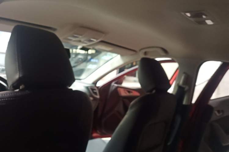 Used Mazda 3 Axela 2017 Sedan 1.5L Automatic Comfort Model Emission Standard China V Headliner