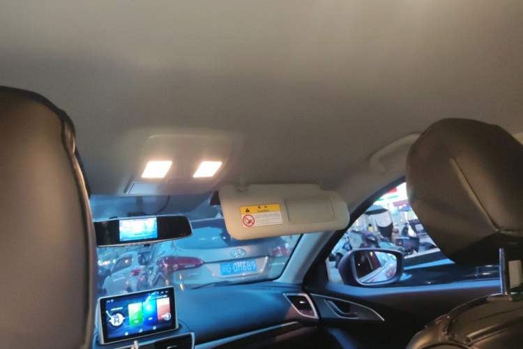 Used Mazda 3 Axela 2017 Sedan 1.5L Automatic Comfort Model Emission Standard China V Headliner