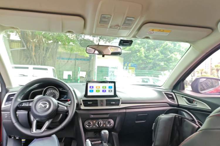 Used Mazda 3 Axela 2017 Sedan 1.5L Automatic Comfort Model Emission Standard China V Headliner