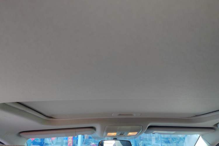 Used Mazda 3 Axela 2017 Sedan 1.5L Automatic Luxury Model Emission Standard China V Headliner
