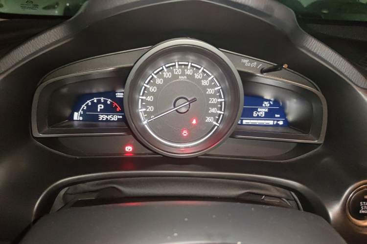 Used Mazda 3 Axela 2017 Hatchback 1.5L Automatic Luxury Model Emission Standard China V Instrument Cluster