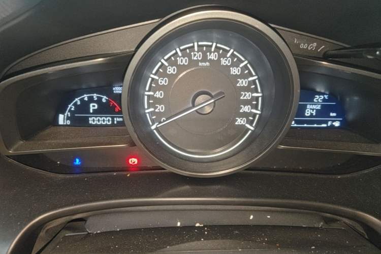 Used Mazda 3 Axela 2017 Sedan 1.5L Automatic Luxury Model Emission Standard China V Instrument Cluster