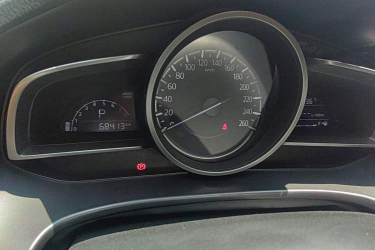 Used Mazda 3 Axela 2017 Sedan 1.5L Automatic Luxury Model Emission Standard China V Instrument Cluster