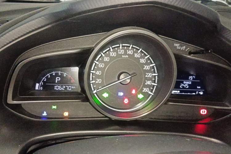 Used Mazda 3 Axela 2017 Sedan 1.5L Automatic Comfort Model Emission Standard China V Instrument Cluster