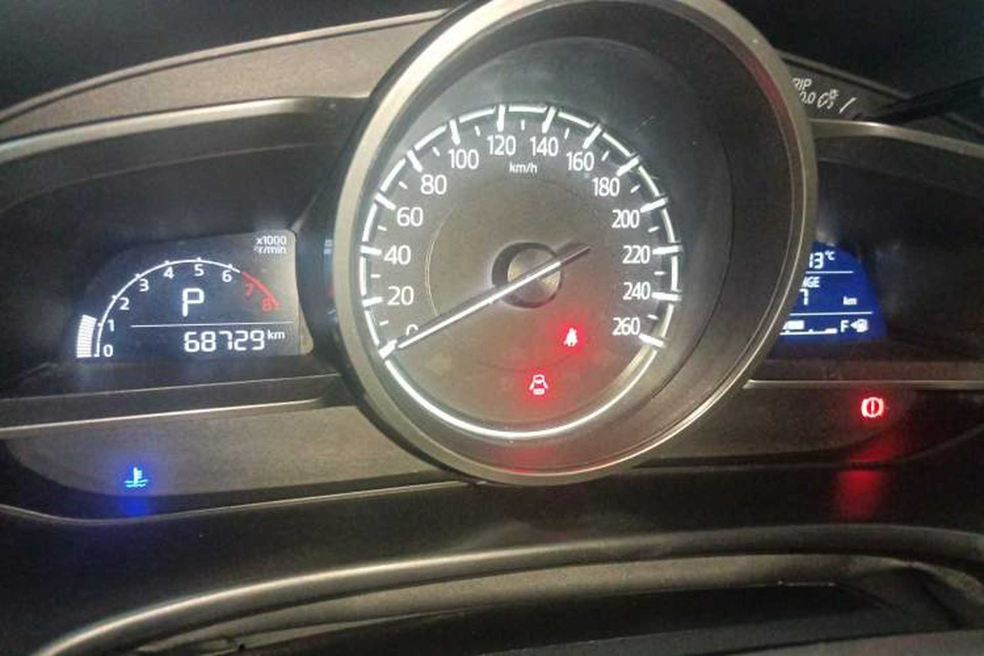 Used Mazda 3 Axela 2017 Sedan 1.5L Automatic Comfort Model Emission Standard China V Instrument Cluster