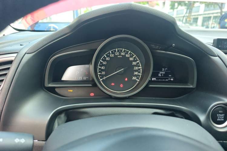 Used Mazda 3 Axela 2017 Sedan 1.5L Automatic Luxury Model Emission Standard China V Instrument Cluster