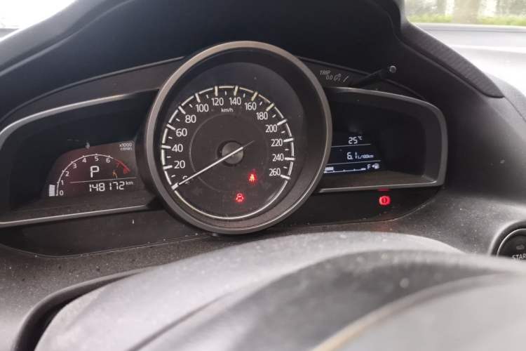 Used Mazda 3 Axela 2017 Sedan 1.5L Automatic Comfort Model Emission Standard China V Instrument Cluster