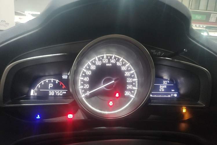 Used Mazda 3 Axela 2017 Sedan 1.5L Automatic Luxury Model Emission Standard China V Instrument Cluster