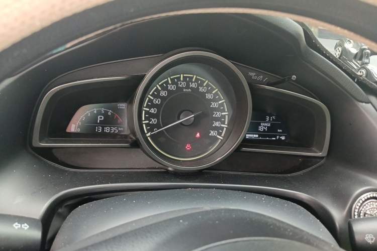 Used Mazda 3 Axela 2017 Sedan 1.5L Automatic Luxury Model Emission Standard China V Instrument Cluster