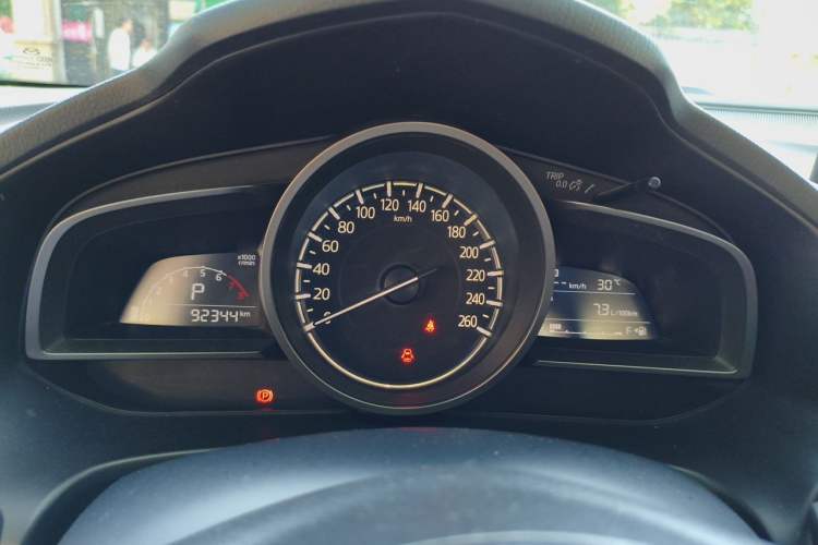 Used Mazda 3 Axela 2017 Sedan 2.0L Automatic Prestige Model China V Standard Instrument Cluster