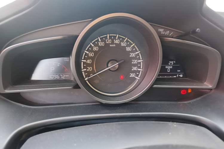 Used Mazda 3 Axela 2017 Sedan 1.5L Automatic Comfort Model Emission Standard China V Instrument Cluster