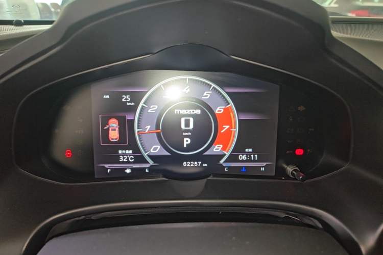 Used Mazda 3 Axela 2017 Sedan 1.5L Automatic Luxury Model Emission Standard China V Instrument Cluster