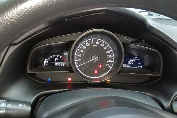 Used Mazda 3 Axela 2017 Sedan 1.5L Automatic Luxury Model Emission Standard China V Instrument Cluster