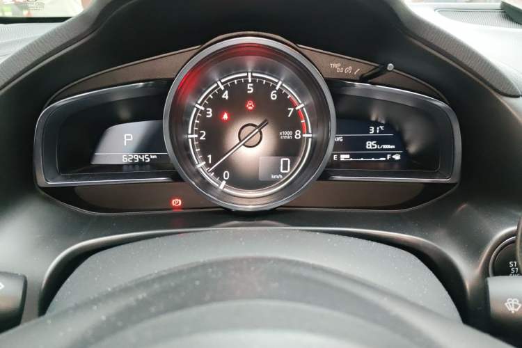 Used Mazda 3 Axela 2017 Sedan 2.0L Automatic Flagship Model China V Standard Instrument Cluster