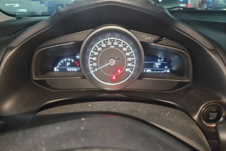 Used Mazda 3 Axela 2017 Sedan 1.5L Automatic Luxury Model Emission Standard China V Instrument Cluster