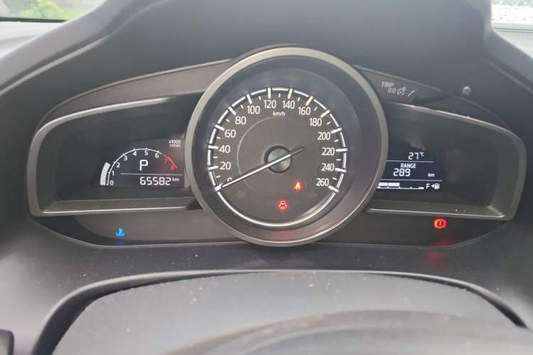 Used Mazda 3 Axela 2017 Sedan 1.5L Automatic Comfort Model Emission Standard China V Instrument Cluster