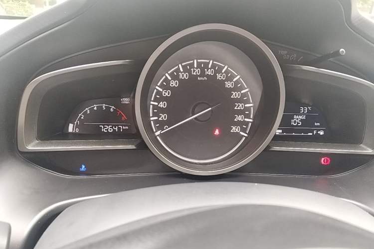 Used Mazda 3 Axela 2017 Sedan 1.5L Manual Comfort Model Emission Standard China V Instrument Cluster