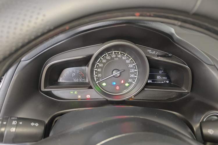 Used Mazda 3 Axela 2017 Sedan 1.5L Automatic Luxury Model Emission Standard China V Instrument Cluster
