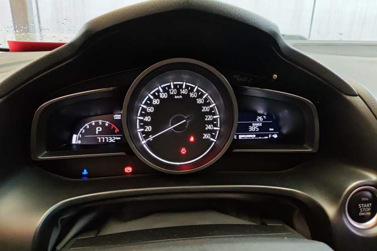 Used Mazda 3 Axela 2017 Sedan 1.5L Automatic Luxury Model China VI Standard Instrument Cluster