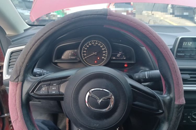 Used Mazda 3 Axela 2017 Sedan 1.5L Automatic Comfort Model China VI Standard Instrument Cluster