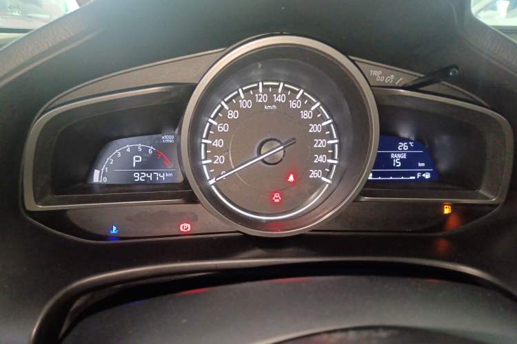 Used Mazda 3 Axela 2017 Hatchback 1.5L Automatic Luxury Model Emission Standard China V Instrument Cluster