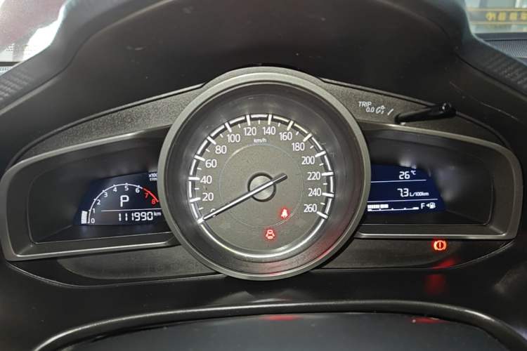 Used Mazda 3 Axela 2017 Sedan 1.5L Automatic Comfort Model Emission Standard China V Instrument Cluster