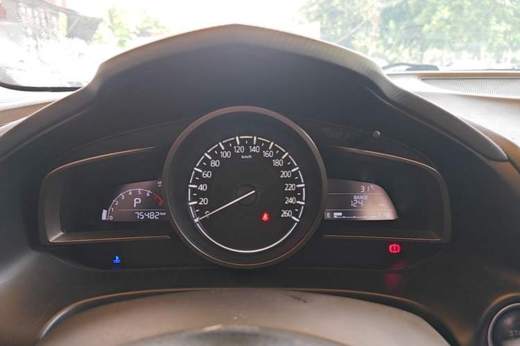 Used Mazda 3 Axela 2017 Sedan 1.5L Automatic Comfort Model Emission Standard China V Instrument Cluster