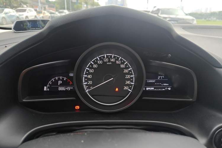 Used Mazda 3 Axela 2017 Sedan 1.5L Automatic Luxury Model Emission Standard China V Instrument Cluster