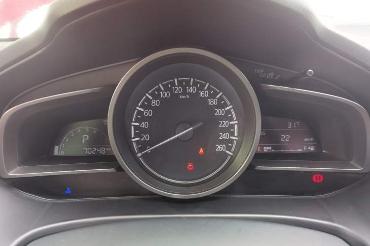 Used Mazda 3 Axela 2017 Sedan 1.5L Automatic Comfort Model Emission Standard China V Instrument Cluster