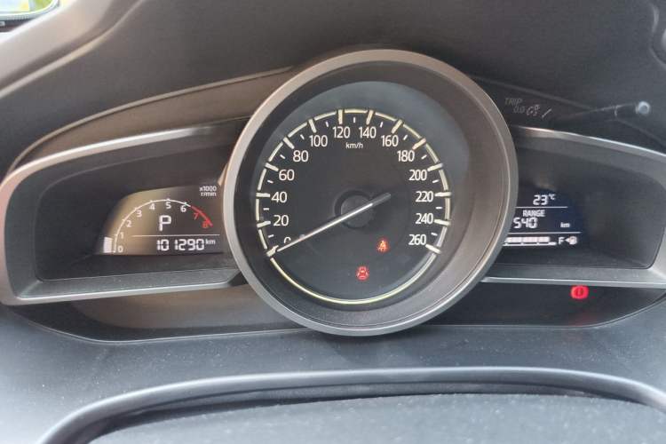 Used Mazda 3 Axela 2017 Sedan 1.5L Automatic Comfort Model Emission Standard China V Instrument Cluster