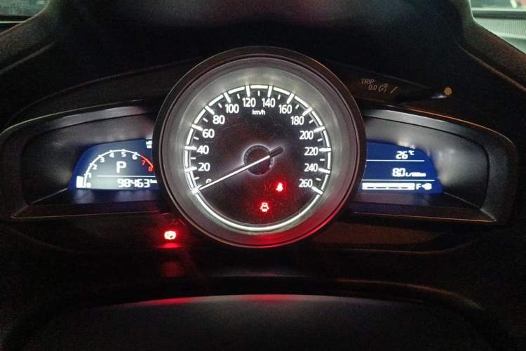 Used Mazda 3 Axela 2017 Hatchback 2.0L Automatic Luxury Model China VI Standard Instrument Cluster