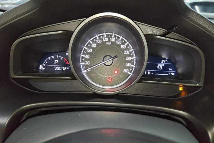 Used Mazda 3 Axela 2017 Hatchback 1.5L Automatic Luxury Model Emission Standard China V Instrument Cluster