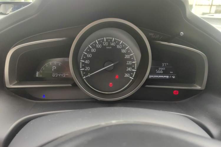 Used Mazda 3 Axela 2017 Hatchback 1.5L Automatic Comfort Model China VI Standard Instrument Cluster