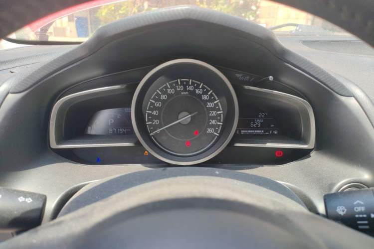 Used Mazda 3 Axela 2017 Sedan 1.5L Automatic Comfort Model Emission Standard China V Instrument Cluster