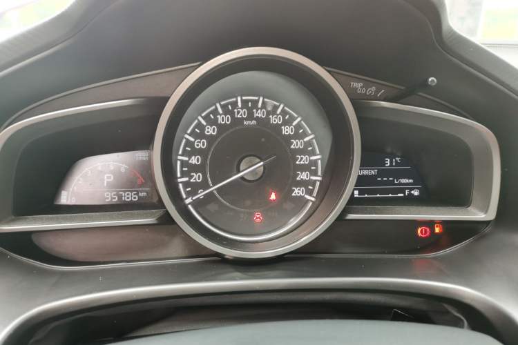 Used Mazda 3 Axela 2017 Sedan 1.5L Automatic Luxury Model Emission Standard China V Instrument Cluster