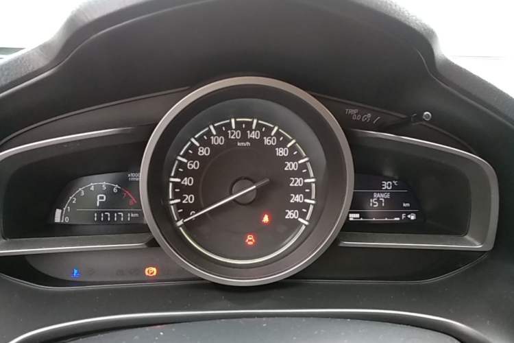 Used Mazda 3 Axela 2017 Sedan 1.5L Automatic Luxury Model Emission Standard China V Instrument Cluster