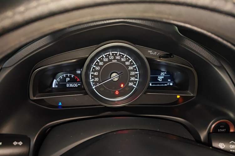 Used Mazda 3 Axela 2017 Sedan 1.5L Automatic Luxury Model Emission Standard China V Instrument Cluster