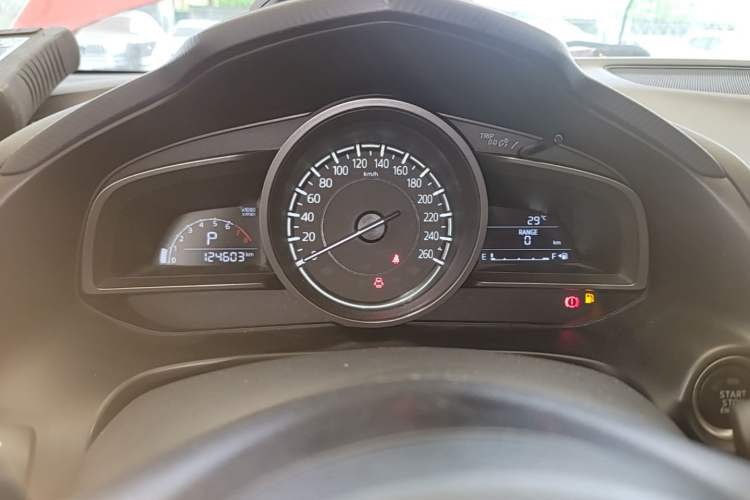 Used Mazda 3 Axela 2017 Sedan 1.5L Automatic Comfort Model Emission Standard China V Instrument Cluster