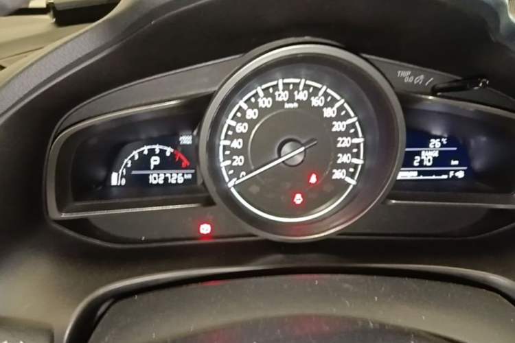 Used Mazda 3 Axela 2017 Hatchback 2.0L Automatic Luxury Model Emission Standard China V Instrument Cluster